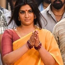 Varalaxmi Sarathkumar talks about Vishal's Sandakozhi 2