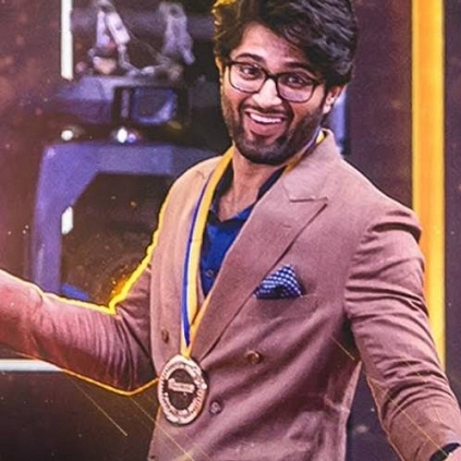 Vijay Devarakonda's stage moments at Behindwoods Gold Medals 2018