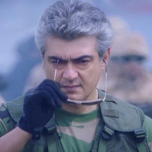 This director to review Vivegam's negative review