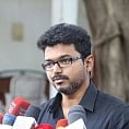 Just IN: Ilayathalapathy Vijay's sudden press meet about demonetization