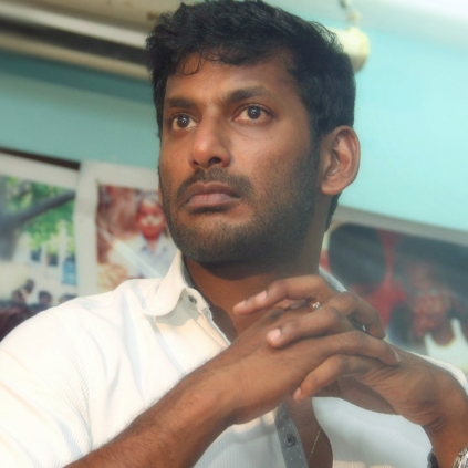 Vishal meets CBFC head at the Shastri Bhavan