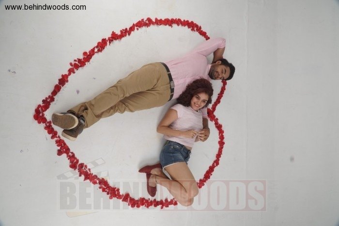 Abhiyum Anuvum (aka) AbhiyumAnuvum