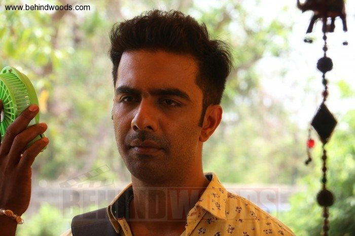 Arasiyala Idhellam Saadharanamappa (aka) ArasiyalaIdhellamSaadharanamapp