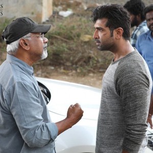 Chekka Chivantha Vaanam (aka) Chekka chivantha vanam