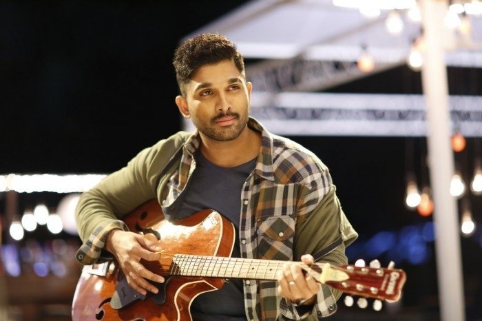 En Peyar Surya En Veedu India (aka) En Peyar Suriya En Veedu India