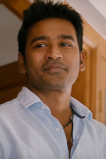 Enai Noki Paayum Thota‬