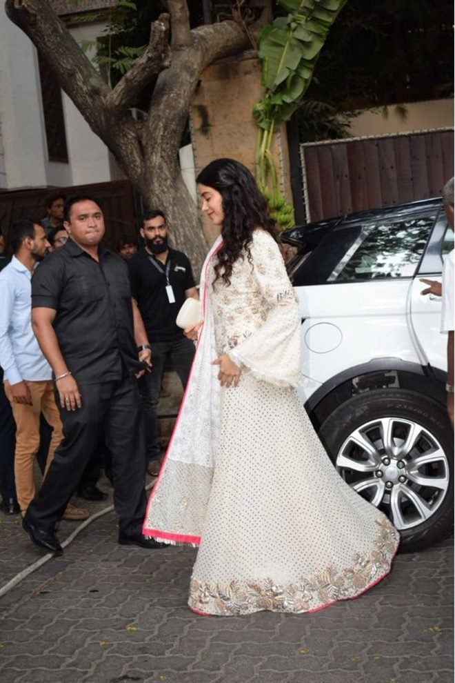 Actress Sonam Kapoor Mehendi Ceremony