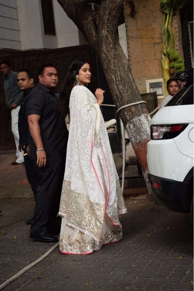 Actress Sonam Kapoor Mehendi Ceremony