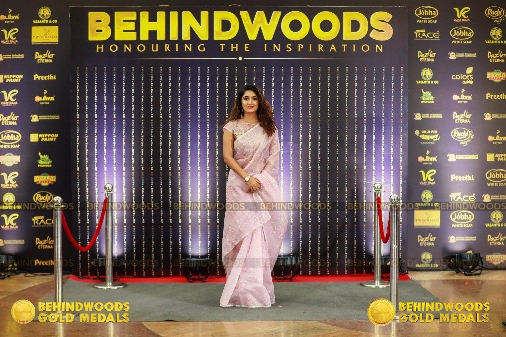 Behindwoods Gold Medals - Iconic Edition - The Red Carpet