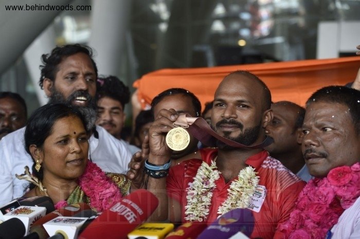 CWG gold medallist Sathish given rousing welcome by fans