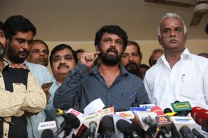 Director Cheran's Urgent Press Meet