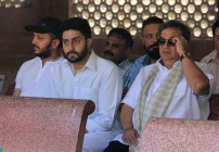 Funeral of trade analyst Vikas Mohan