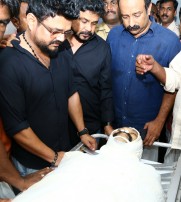 Industry's last respect to Actor Kalabhavan Mani