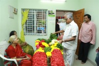 Industry's last Respect to Film News Anandan