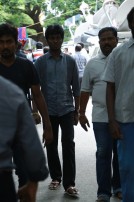 Tamil Cinema pays last respect to lyricist Na. Muthukumar