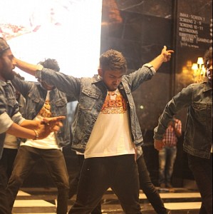 ‪KABALI‬ anti piracy ‪‎FLASHMOB‬