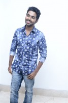 kadavul irukan kumaru