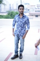 kadavul irukan kumaru