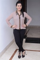 kadavul irukan kumaru