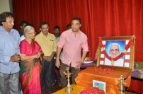 Kamal Haasan‬ honors Film news Anandhan