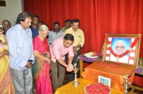 Kamal Haasan‬ honors Film news Anandhan