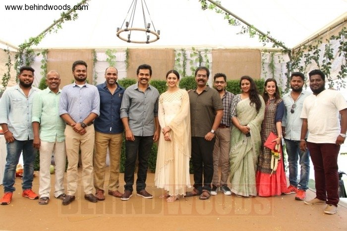 Karthi 17 pooja photos