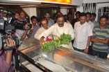 Last Respects to Kavignar Vaali Set 1
