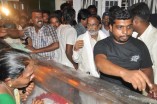 Last Respects to Kavignar Vaali Set 1