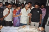 Last Respects to Kavignar Vaali Set 1