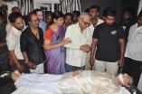 Last Respects to Kavignar Vaali Set 1
