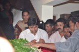 Last Respects to Kavignar Vaali Set 1