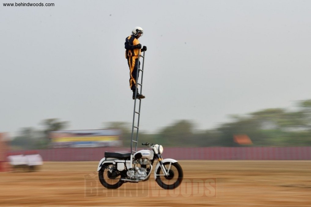 Mindblowing: Crazy Stunts at Chennai Officers Training Academy!