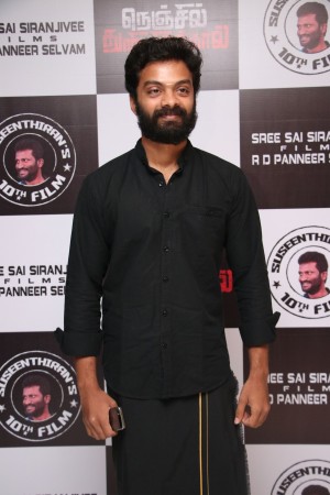 Nenjil Thunivirundhal Movie Audio Launch