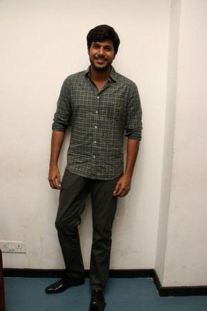 Nenjil Thunivirunthal Trailer Launch