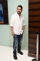 Oru Naal Iravil Premiere Show