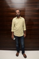 Oru Naal Iravil Premiere Show