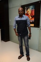 Oru Naal Iravil Premiere Show