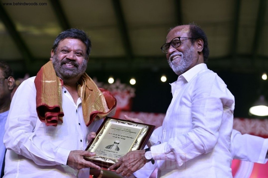 Rajinikanth Unveiled MGR's Statue at the Dr MGR Educational and Research Institute