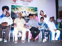 Saalaiyoram Success meet stills