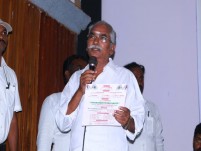 Saalaiyoram Success meet stills