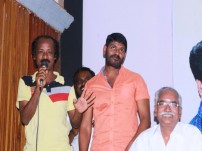 Saalaiyoram Success meet stills