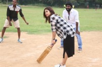 Sneha & Prasanna play 'Just cricket' with Chennai 28 team