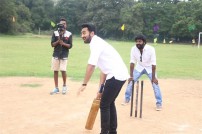 Sneha & Prasanna play 'Just cricket' with Chennai 28 team