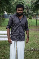 Tharai Thappattai Team Meet