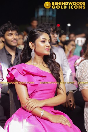 THE BEHINDWOODS GOLD ICONS - CANDID MOMENTS SET 2