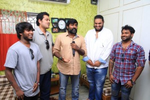 Vijay Sethupathi Launches 7 Naatkal Trailer