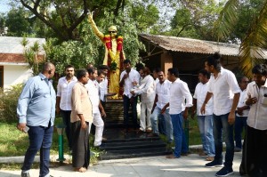 Vishal files nomination for RK Nagar by-poll elections