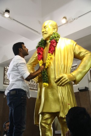 Vishal files nomination for RK Nagar by-poll elections