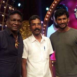 Vishal's Kaththi Sandai promotions in Kerala