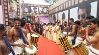 Vishal's Kaththi Sandai promotions in Kerala